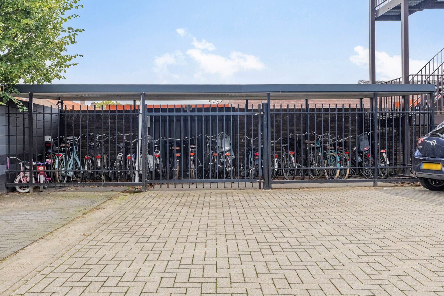 Foto 40 van Berghemseweg 183