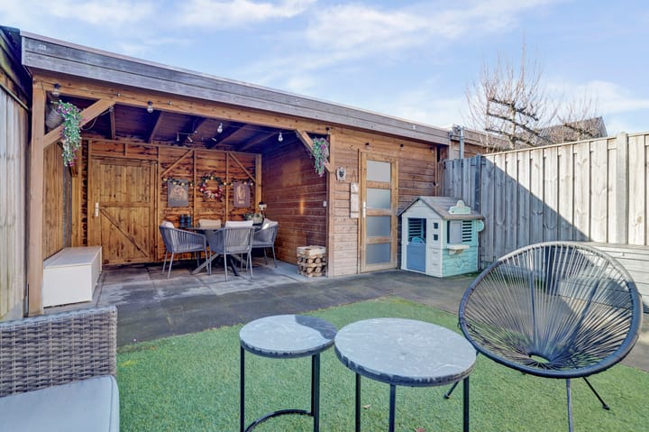 Photo 31 of Pastinaak 3