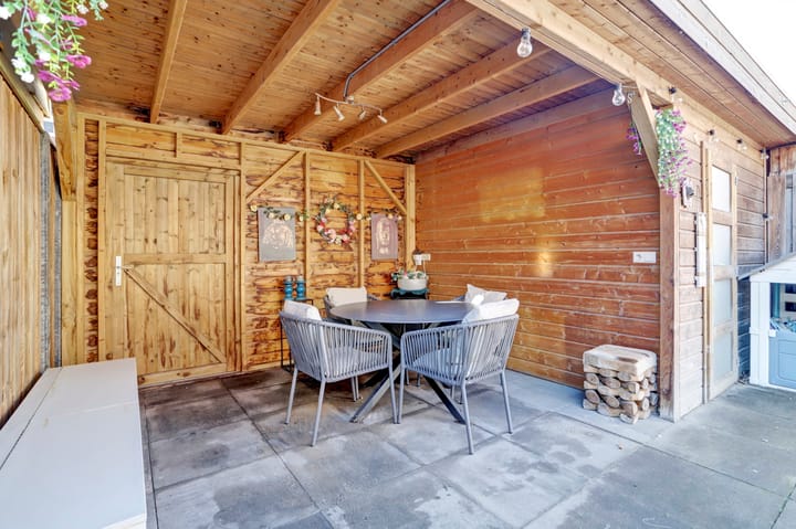 Photo 32 of Pastinaak 3