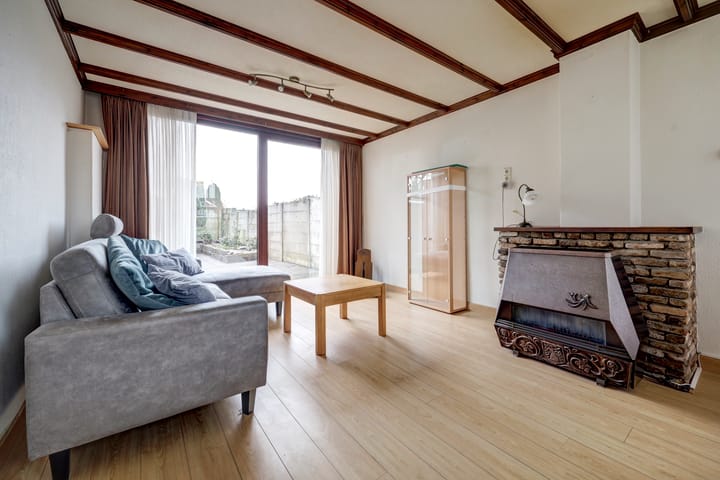 Foto 3 van Poelruitstraat 3