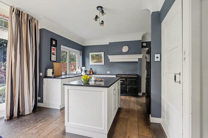 Photo 20 of Marthalaan 16