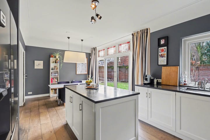 Photo 22 of Marthalaan 16