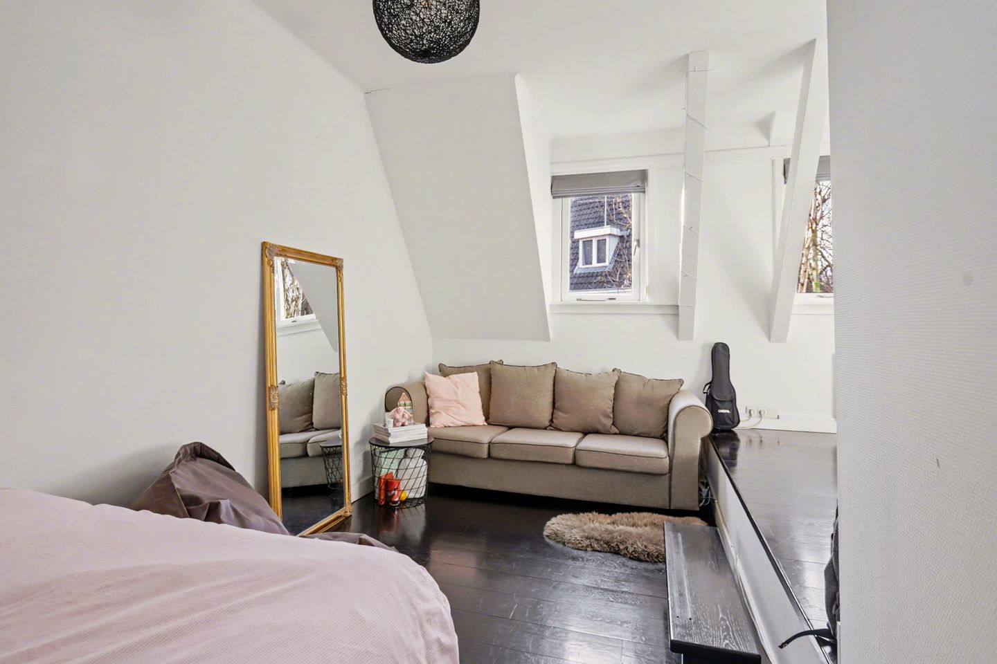 Foto 40 van Marthalaan 16