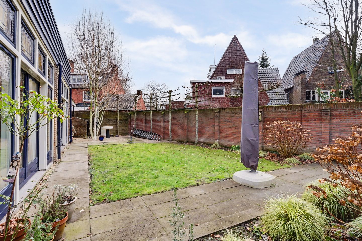 Foto 59 van Marthalaan 16