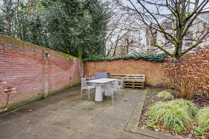 Photo 60 of Marthalaan 16