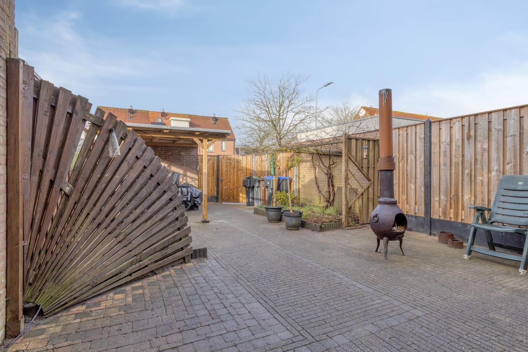 Foto 32 van Tuinfluiter 26