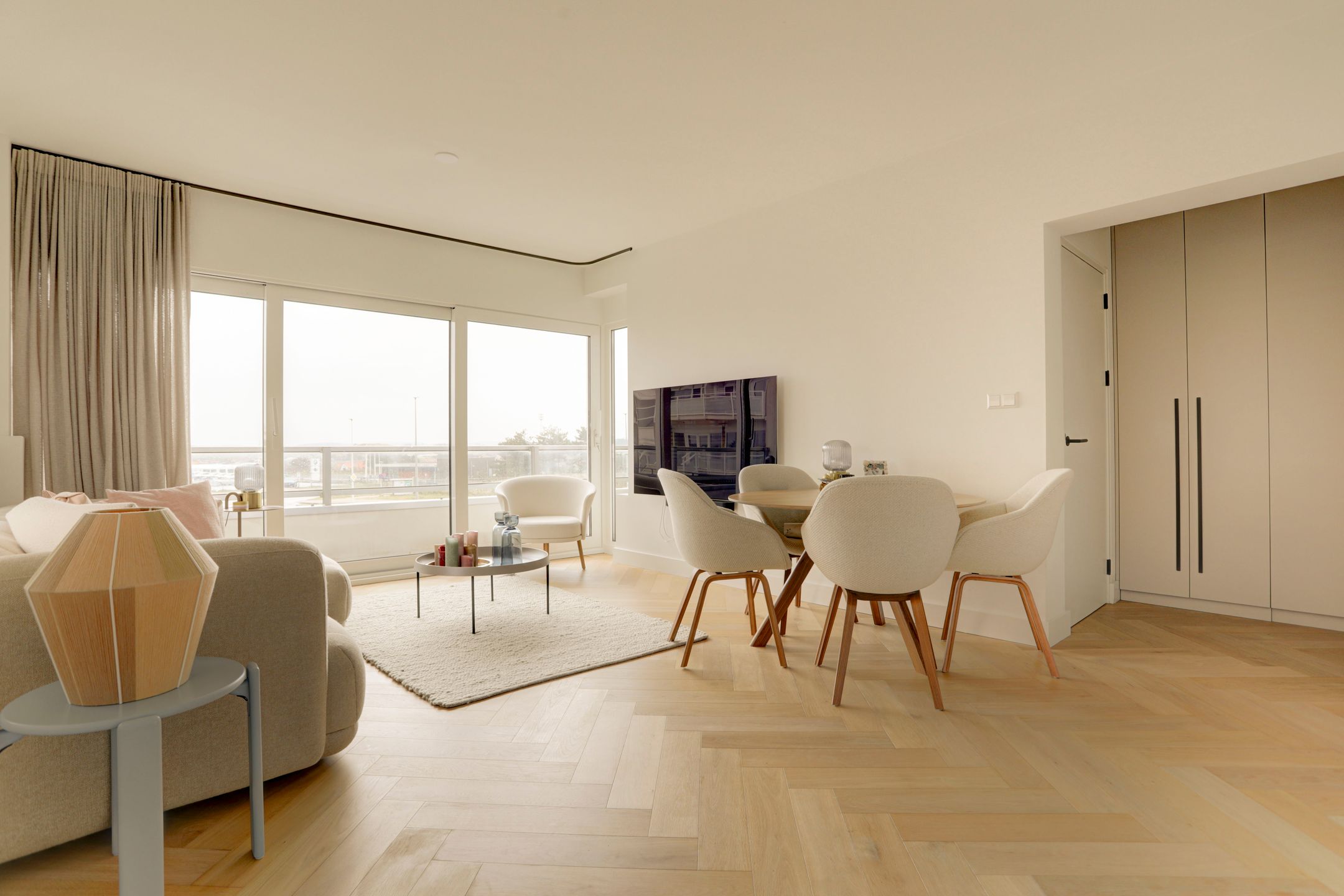 Photo 6 of Burgemeester van Alphenstraat 59-F3