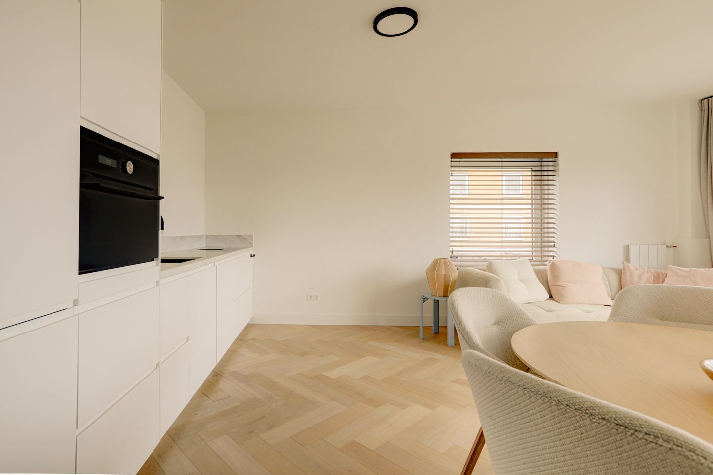 Photo 14 of Burgemeester van Alphenstraat 59-F3