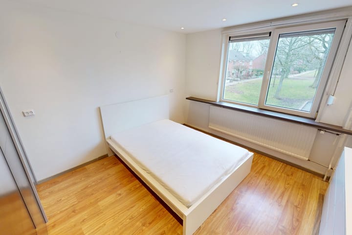 Photo 28 of Bourgondiëweg 222