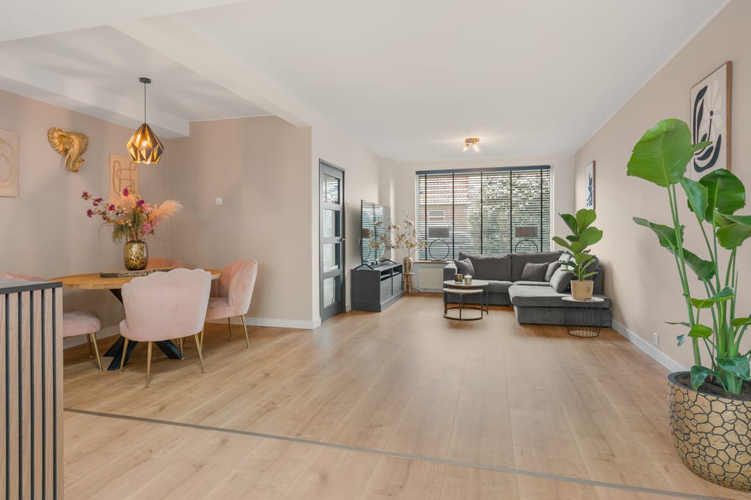 Foto 2 van M E Hartmanstraat 54-B