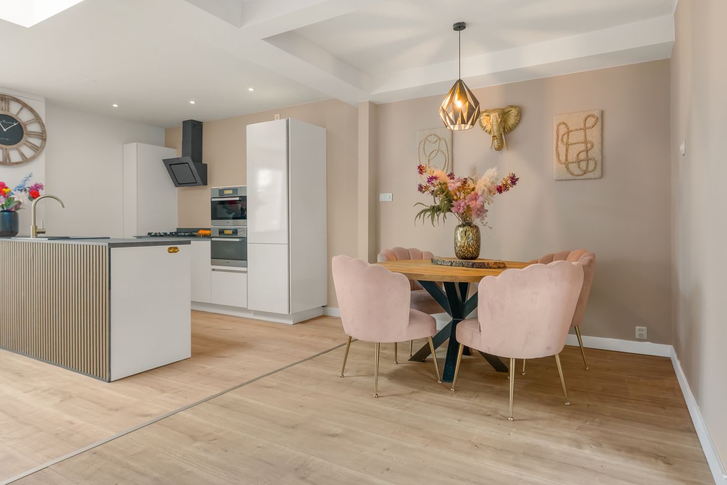 Foto 5 van M E Hartmanstraat 54-B