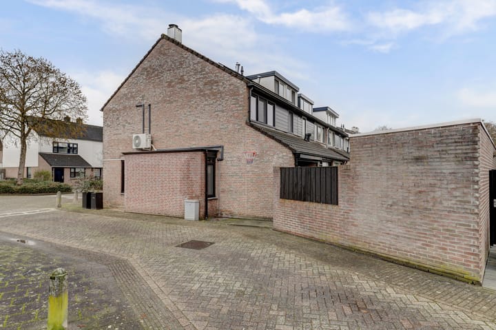 Photo 32 of Koorstraat 19