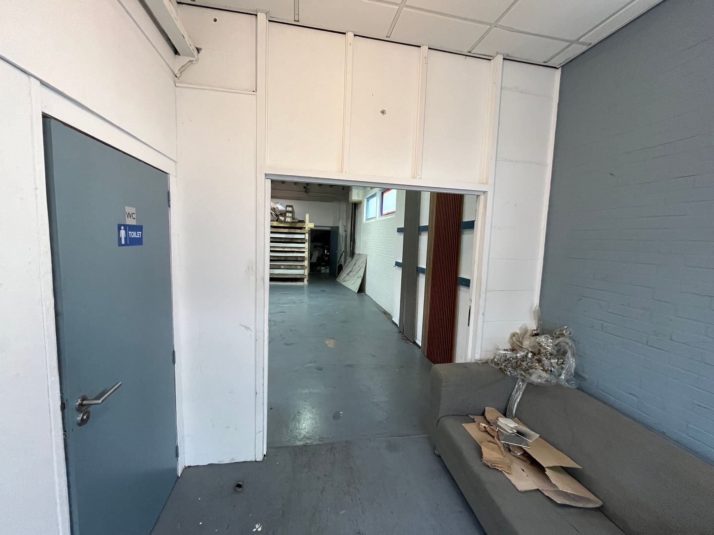 View photo 2 of Edisonstraat 16