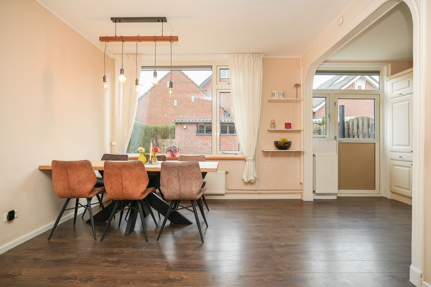 Photo 10 of Sint Victorstraat 52