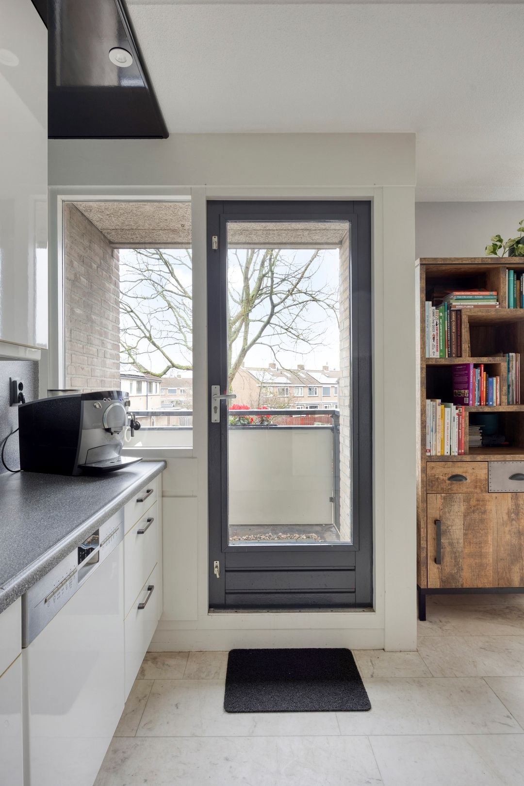 Foto 26 van Willem Barentsstraat 38