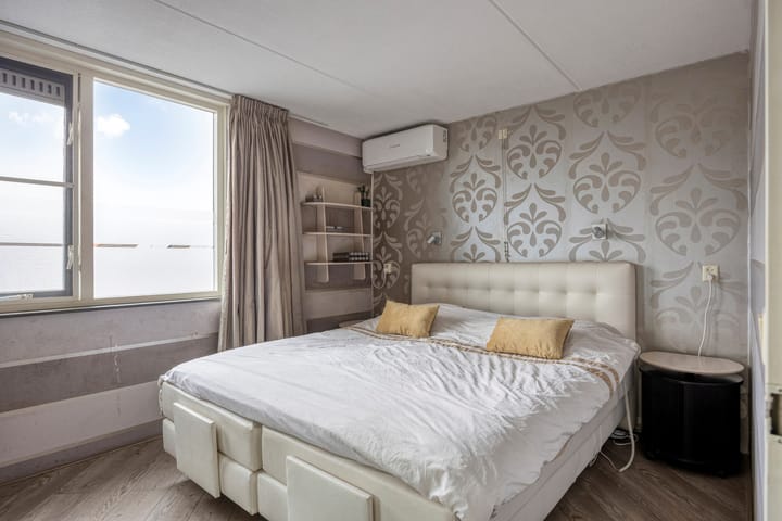 Foto 32 van Willem Barentsstraat 38