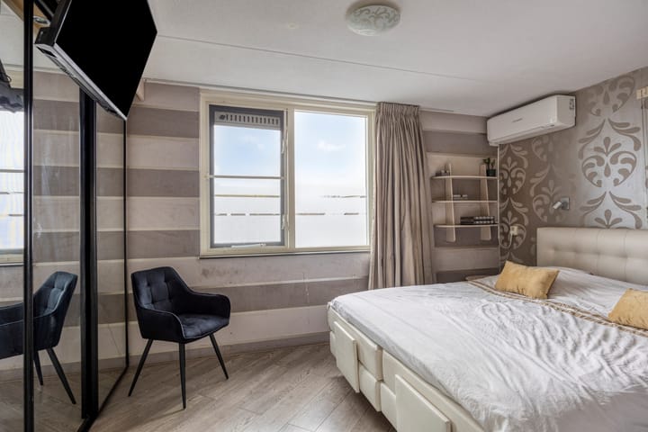 Foto 33 van Willem Barentsstraat 38