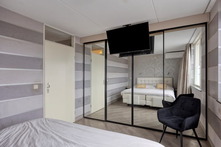 Foto 34 van Willem Barentsstraat 38