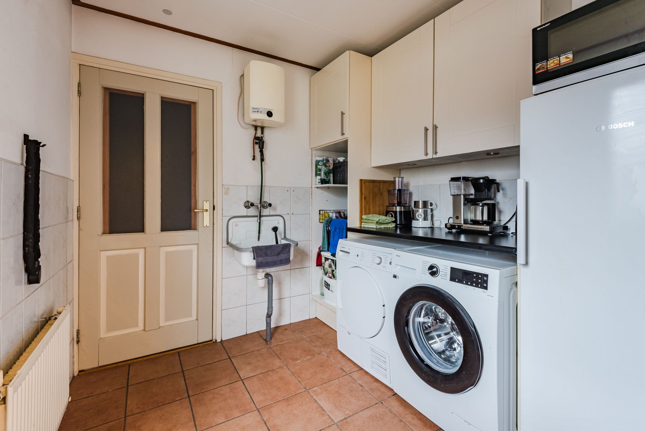 Photo 21 of Middenlaan 40