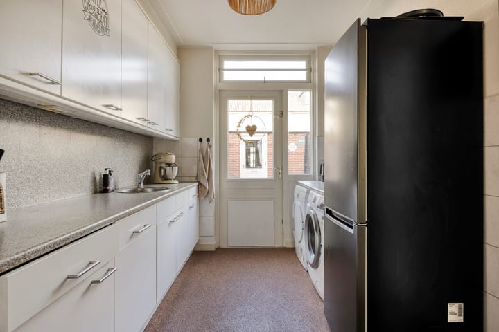 Foto 12 van Haarlemstraat 20