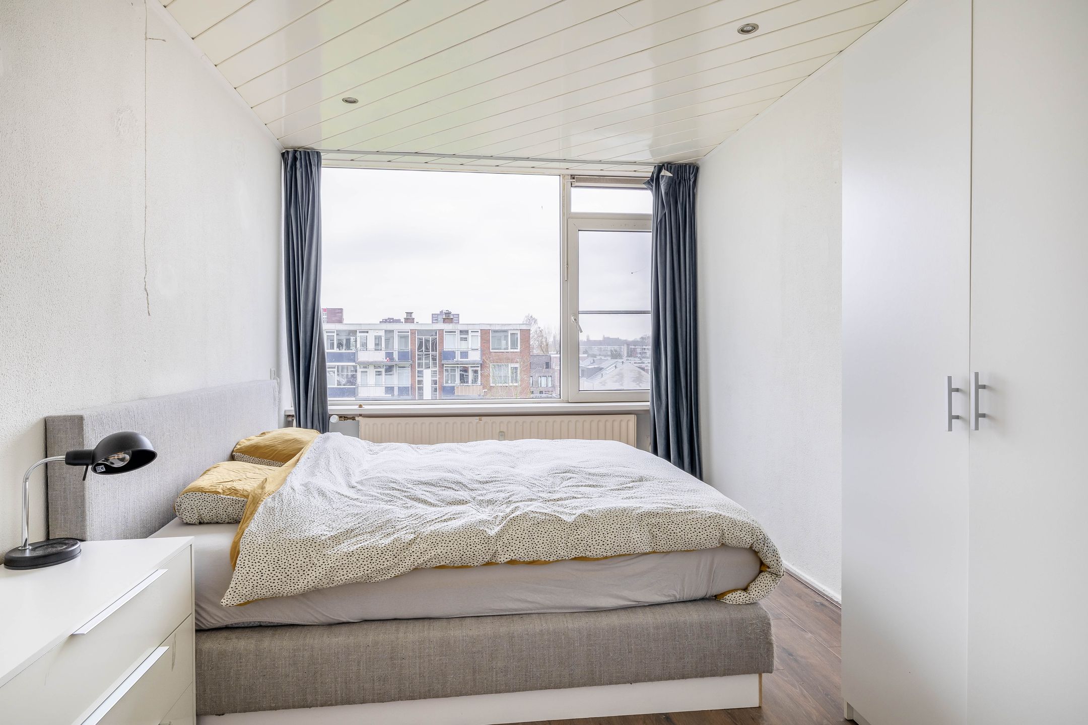 Foto 27 van Albert Cuypstraat 44