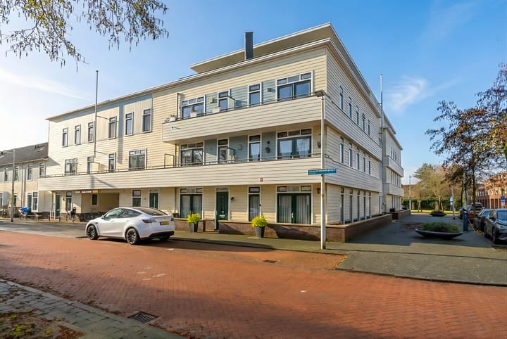 Charley Tooropstraat 6