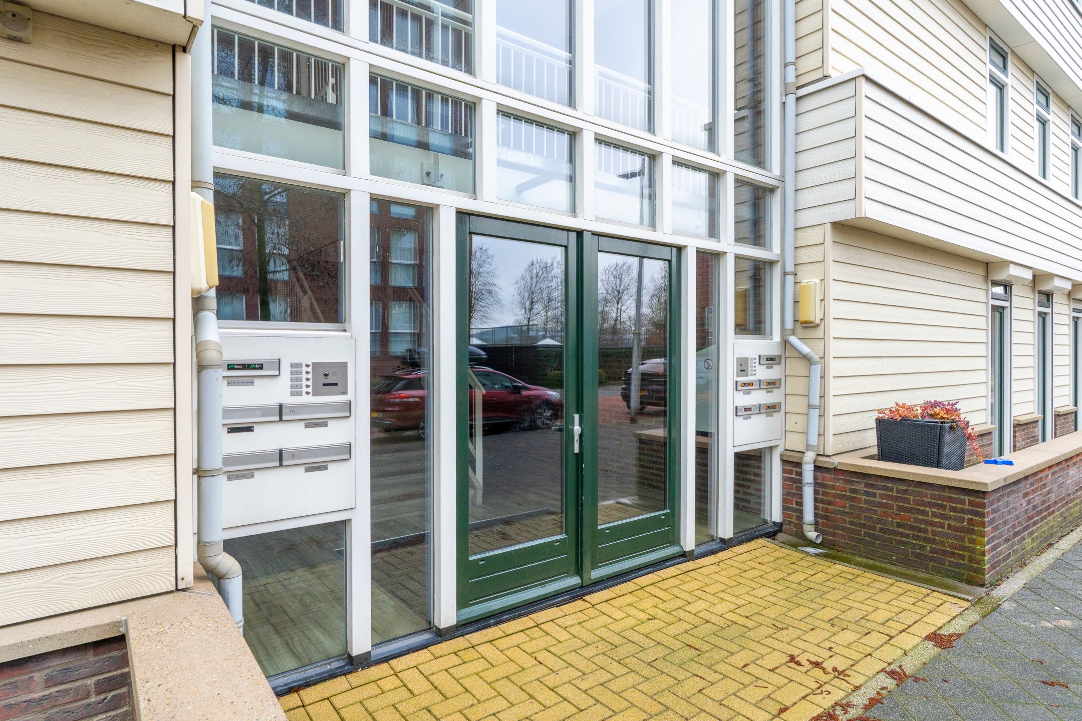 Photo 9 of Charley Tooropstraat 6