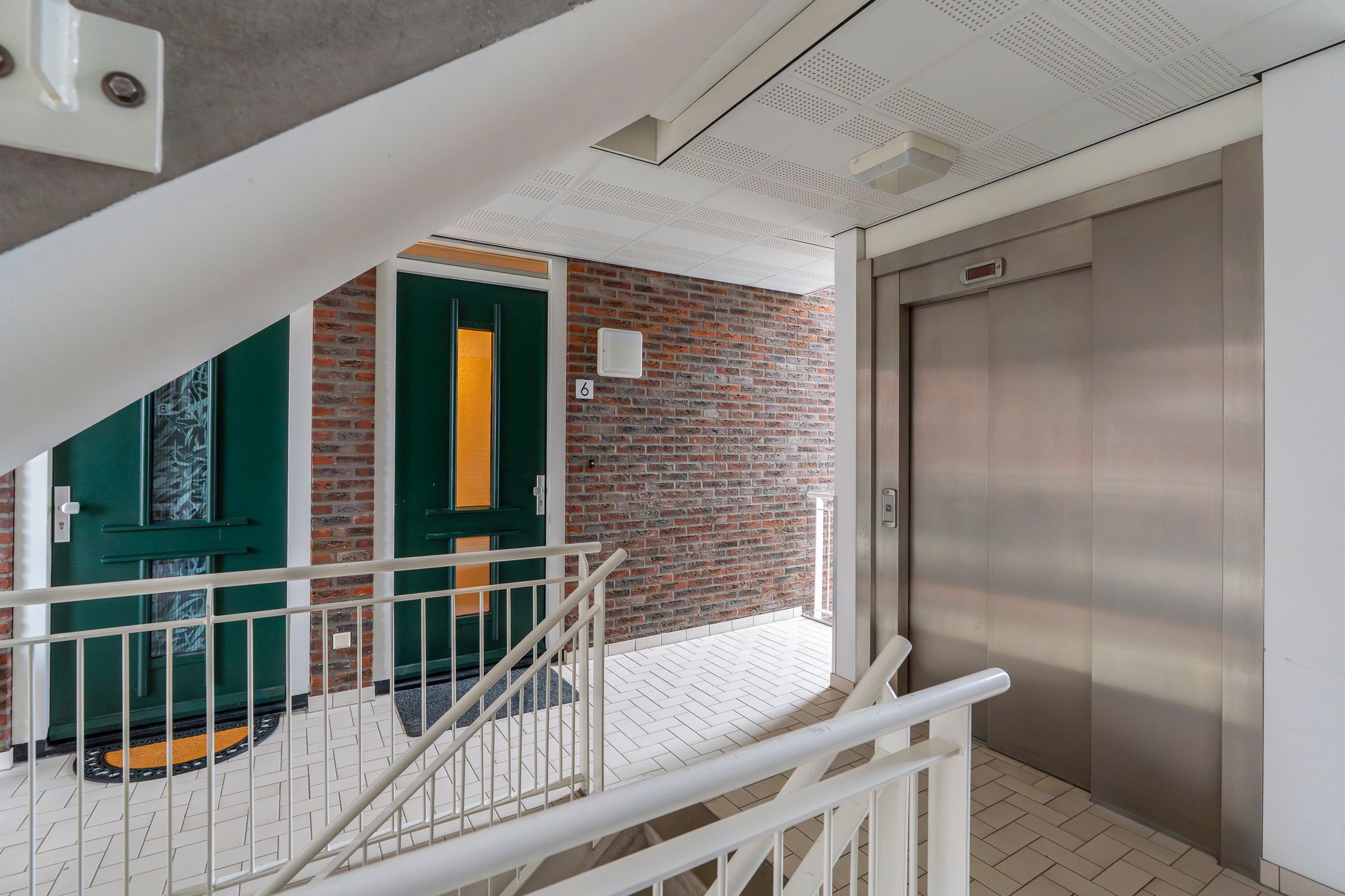 Photo 12 of Charley Tooropstraat 6