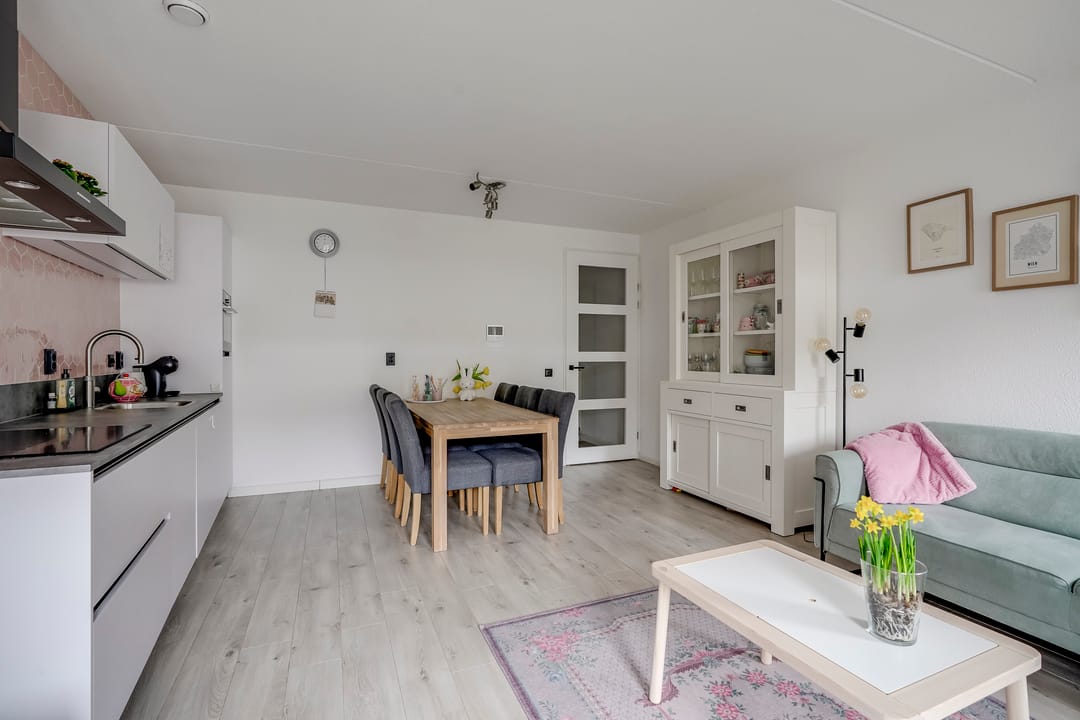 Photo 17 of Charley Tooropstraat 6