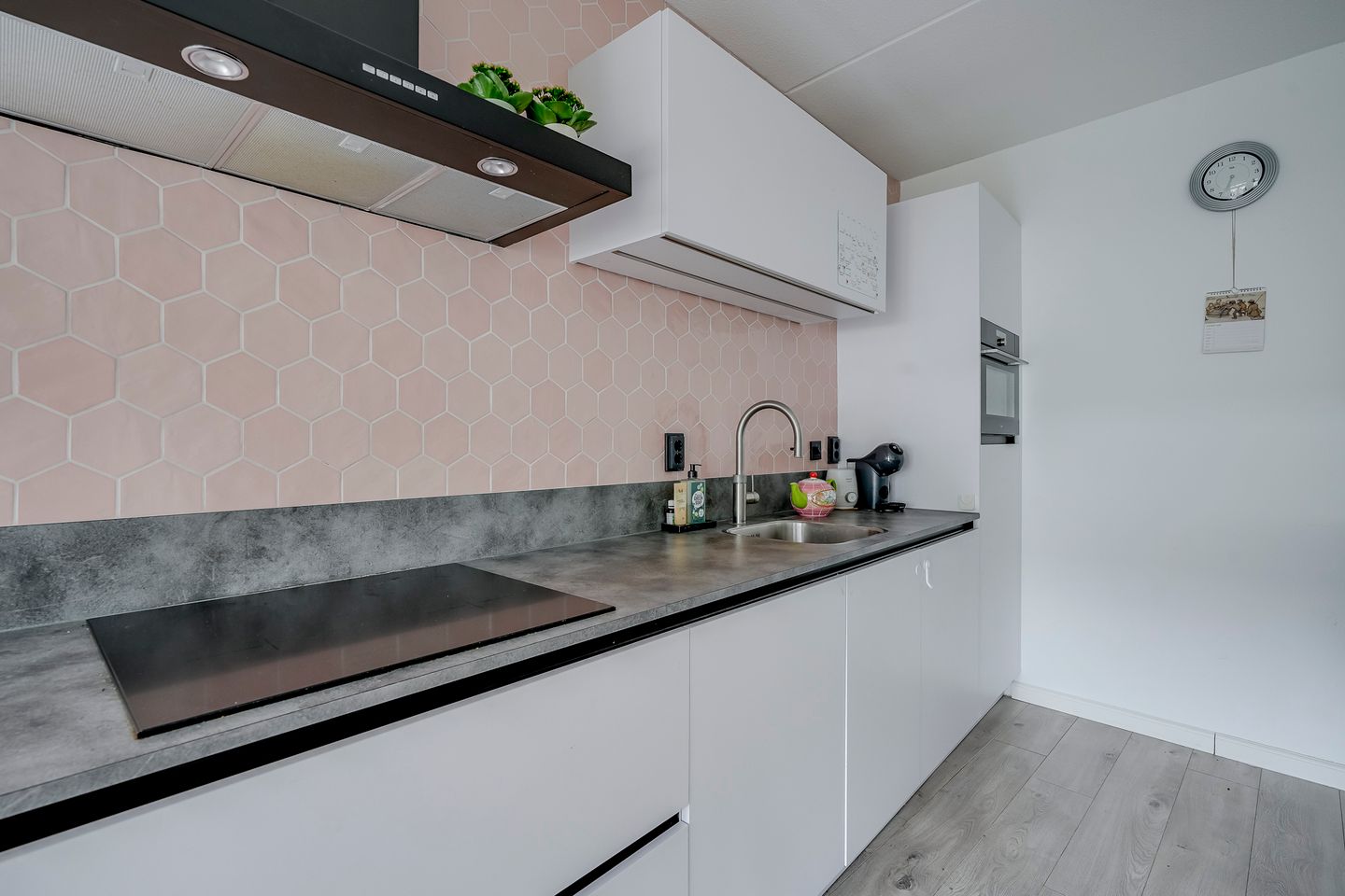 Photo 20 of Charley Tooropstraat 6