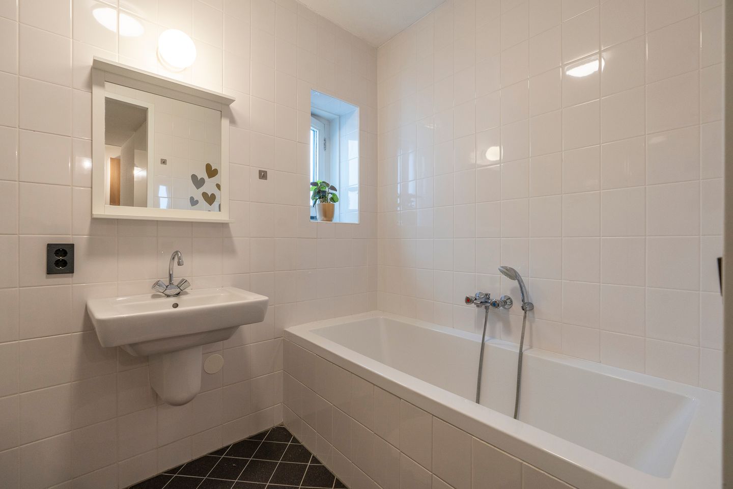 Photo 35 of Charley Tooropstraat 6