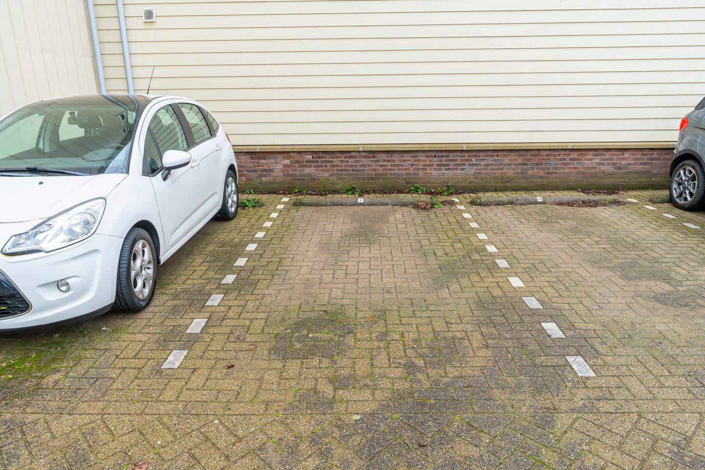 Photo 40 of Charley Tooropstraat 6