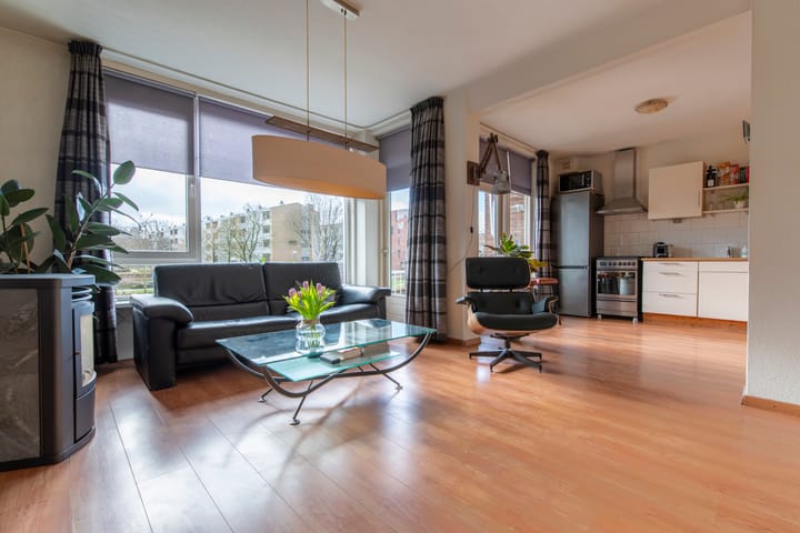 Foto 2 van Schrijverspark 141