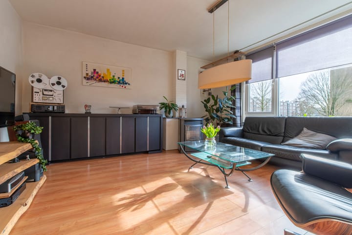 Foto 3 van Schrijverspark 141