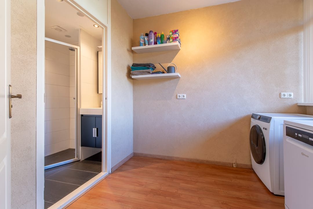 Foto 17 van Schrijverspark 141