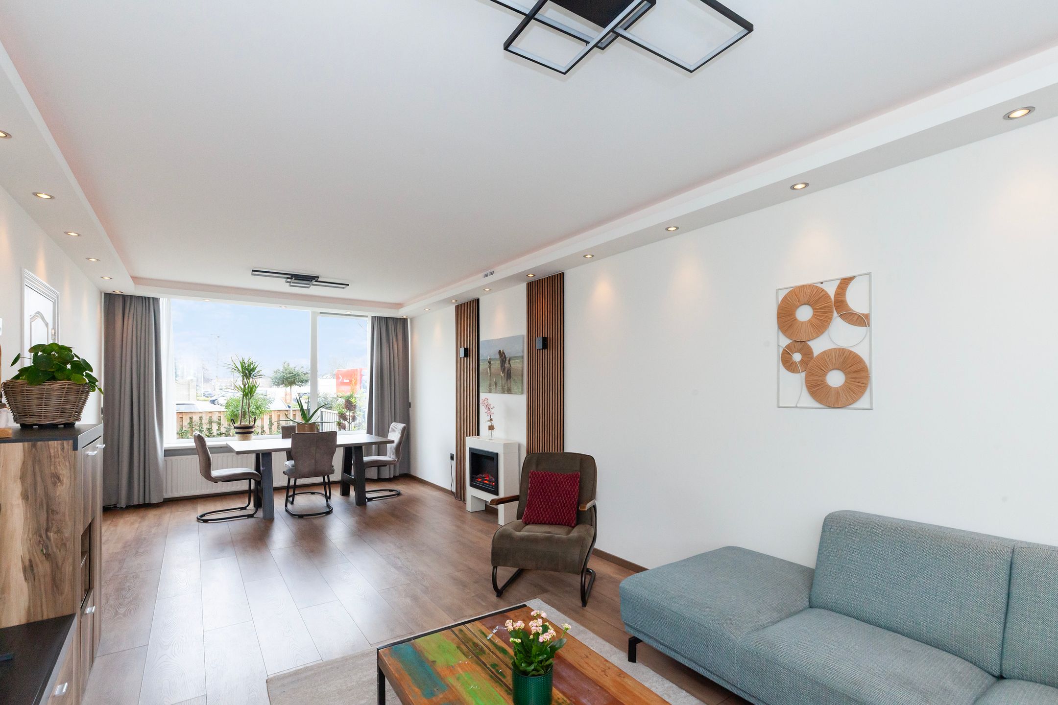 Foto 6 van Lange Tiendweg 91