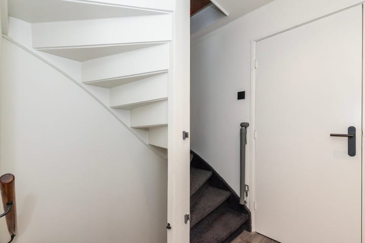 Foto 16 van Lange Tiendweg 91