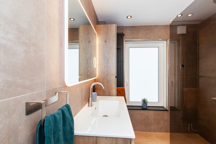 Foto 26 van Lange Tiendweg 91