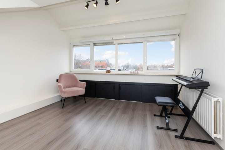 Foto 33 van Lange Tiendweg 91