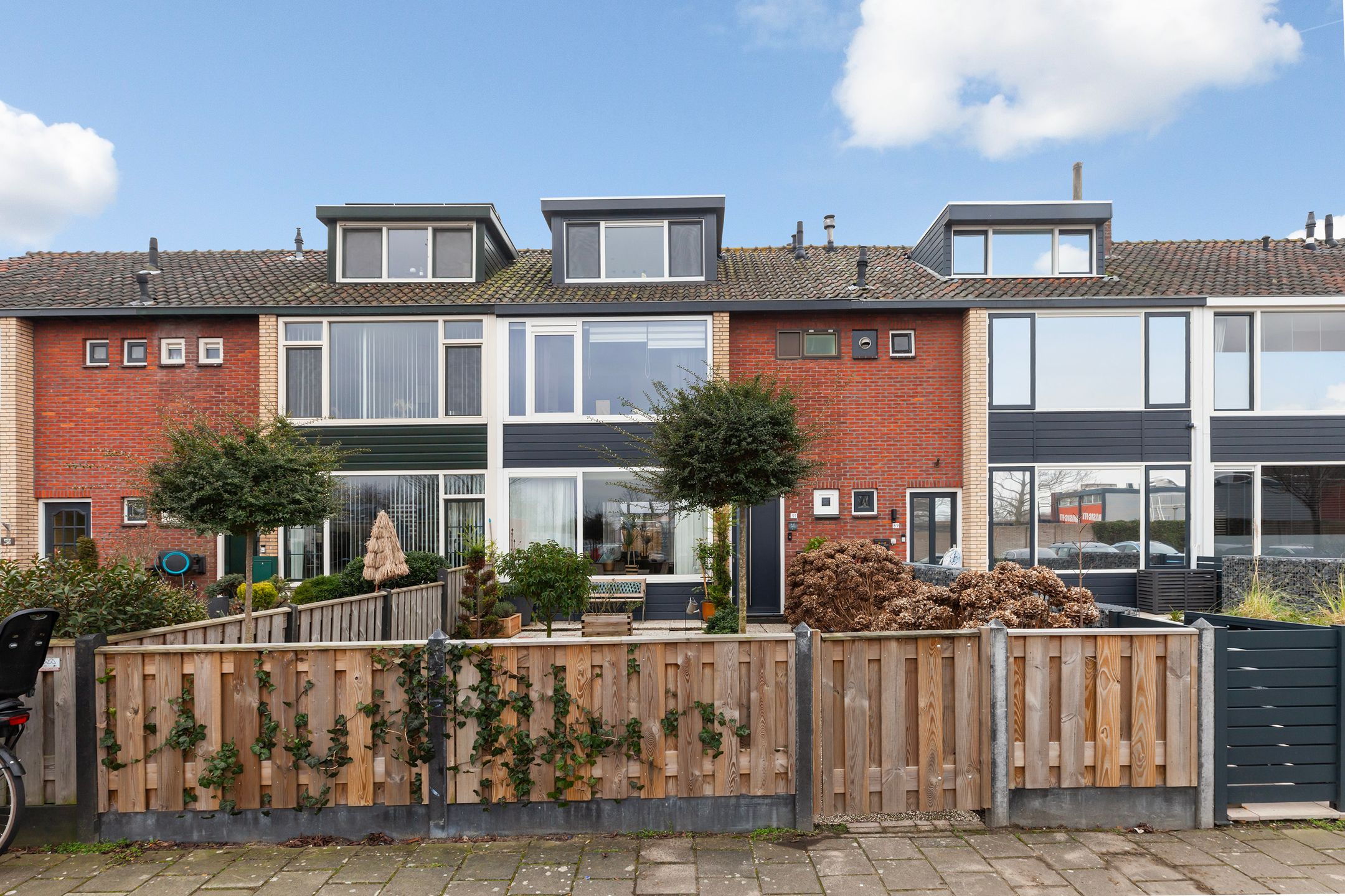 Foto 42 van Lange Tiendweg 91