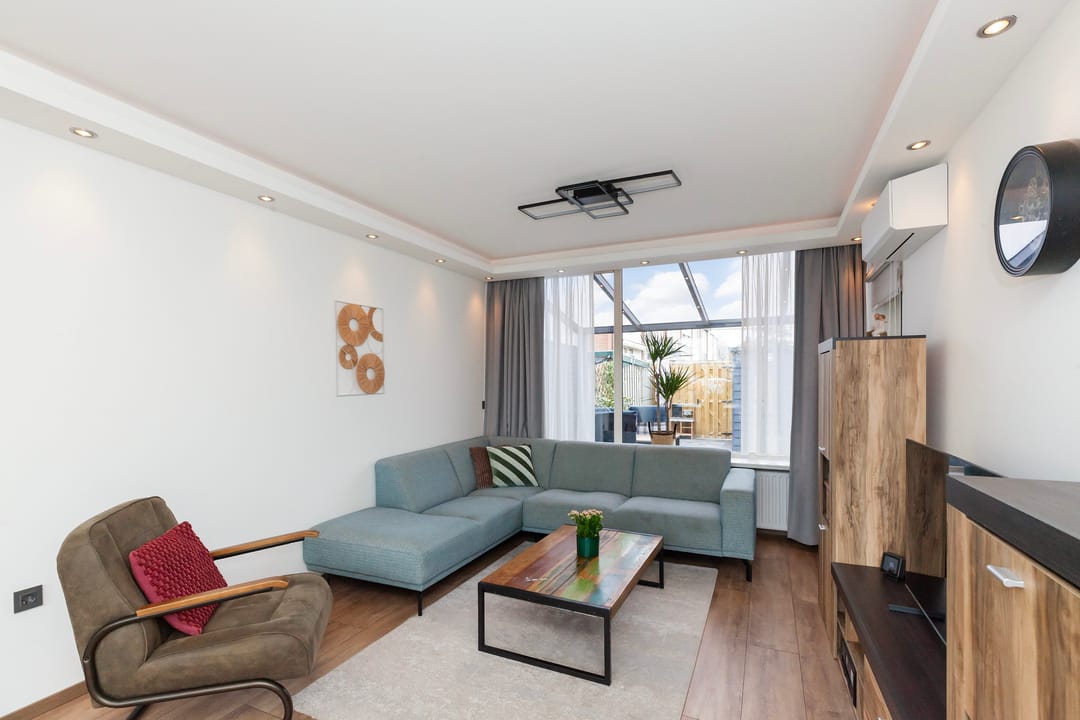 Foto 7 van Lange Tiendweg 91