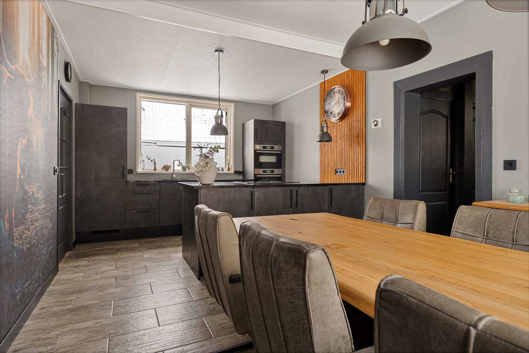 Foto 11 van Schoolstraat 60