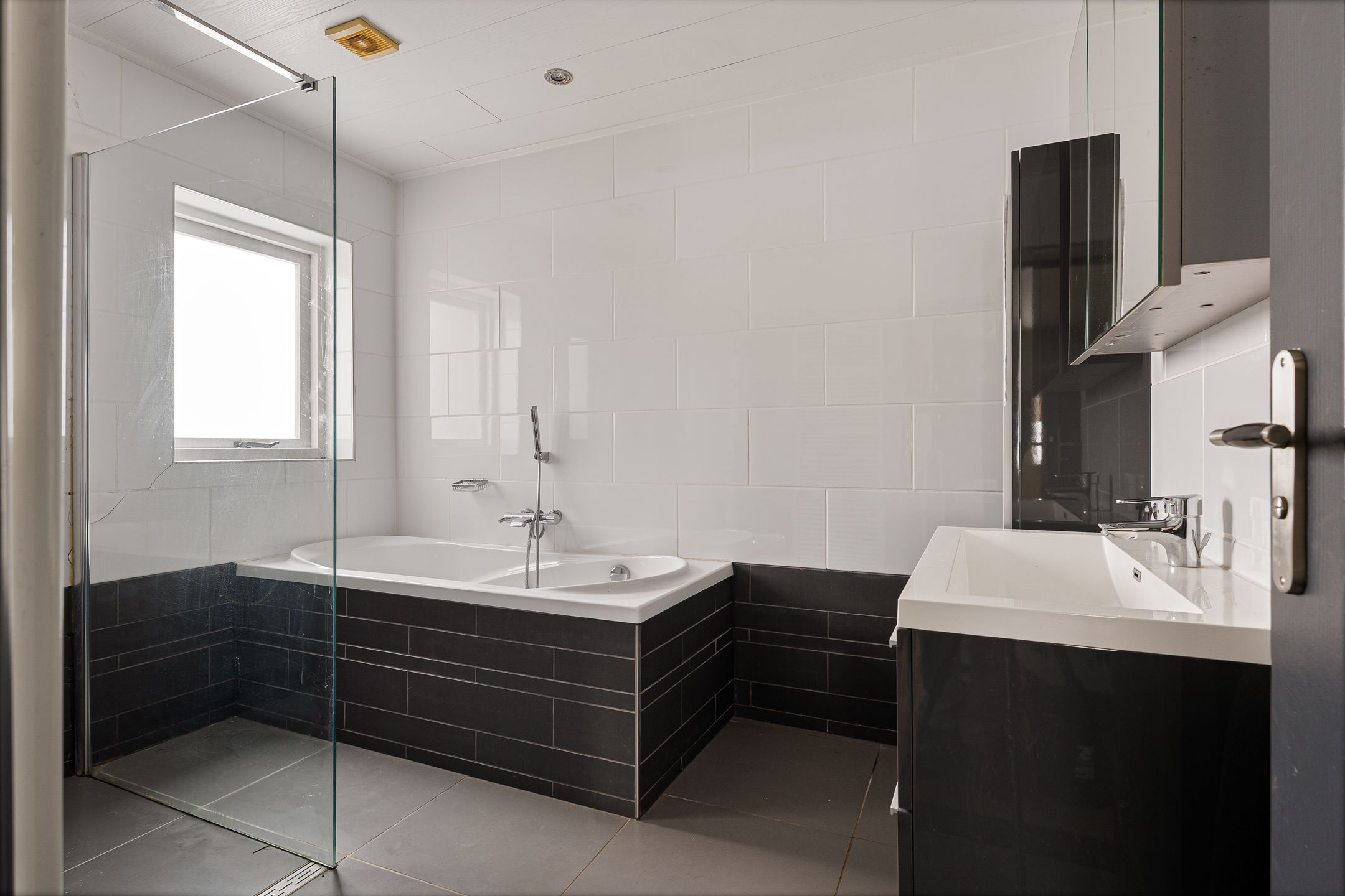 Foto 18 van Schoolstraat 60