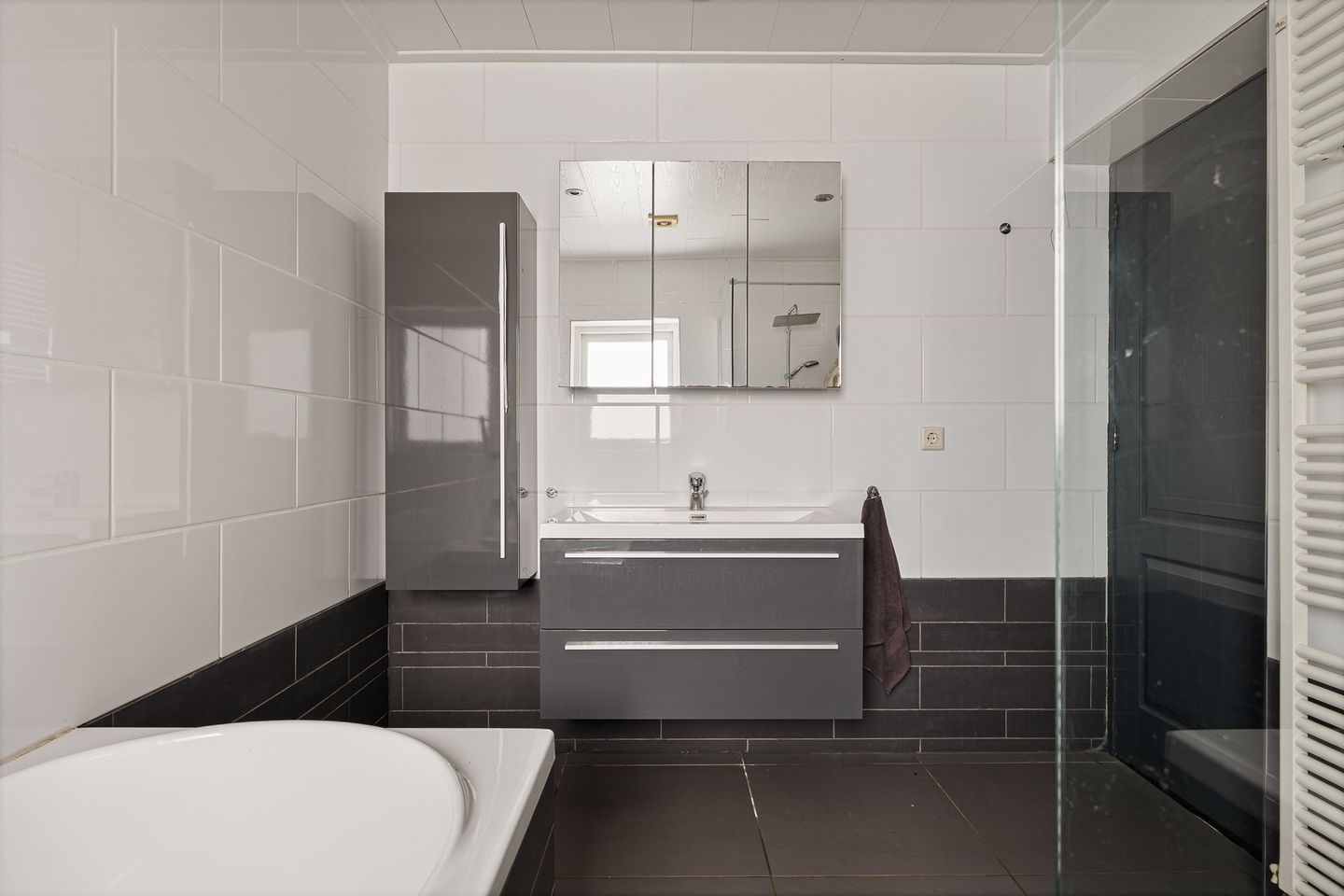 Foto 20 van Schoolstraat 60