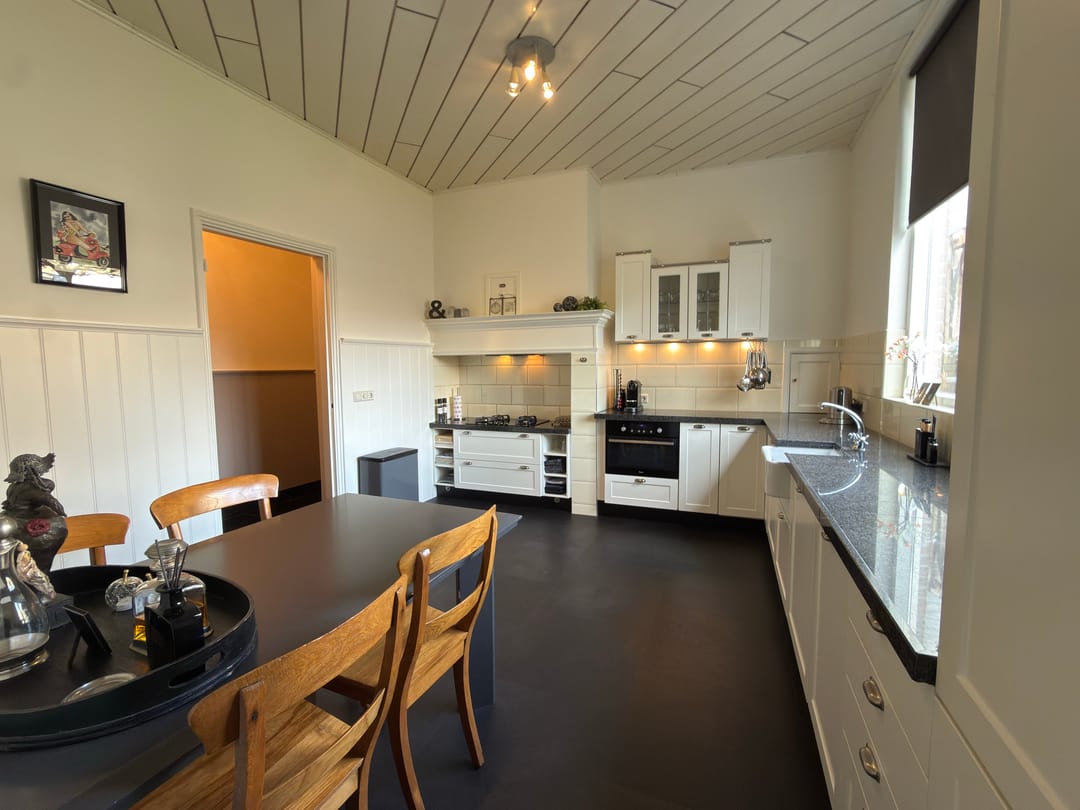 Photo 16 of Grotestraat 318