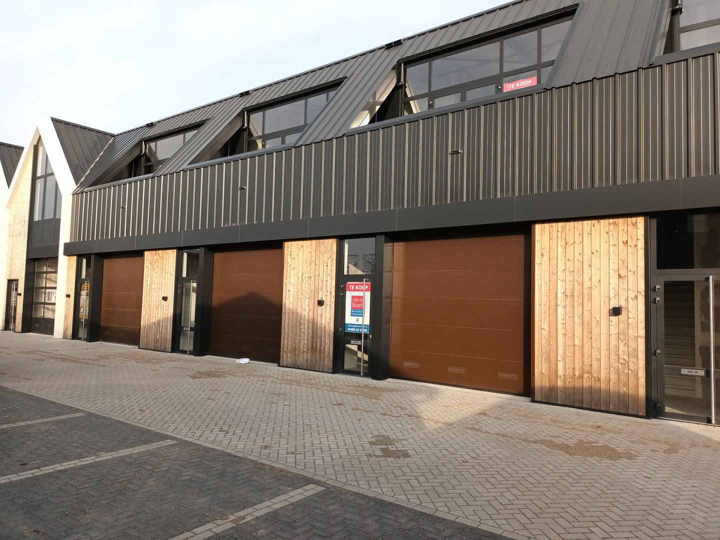 Bekijk foto 2 van Vogelenzangseweg 23-c09