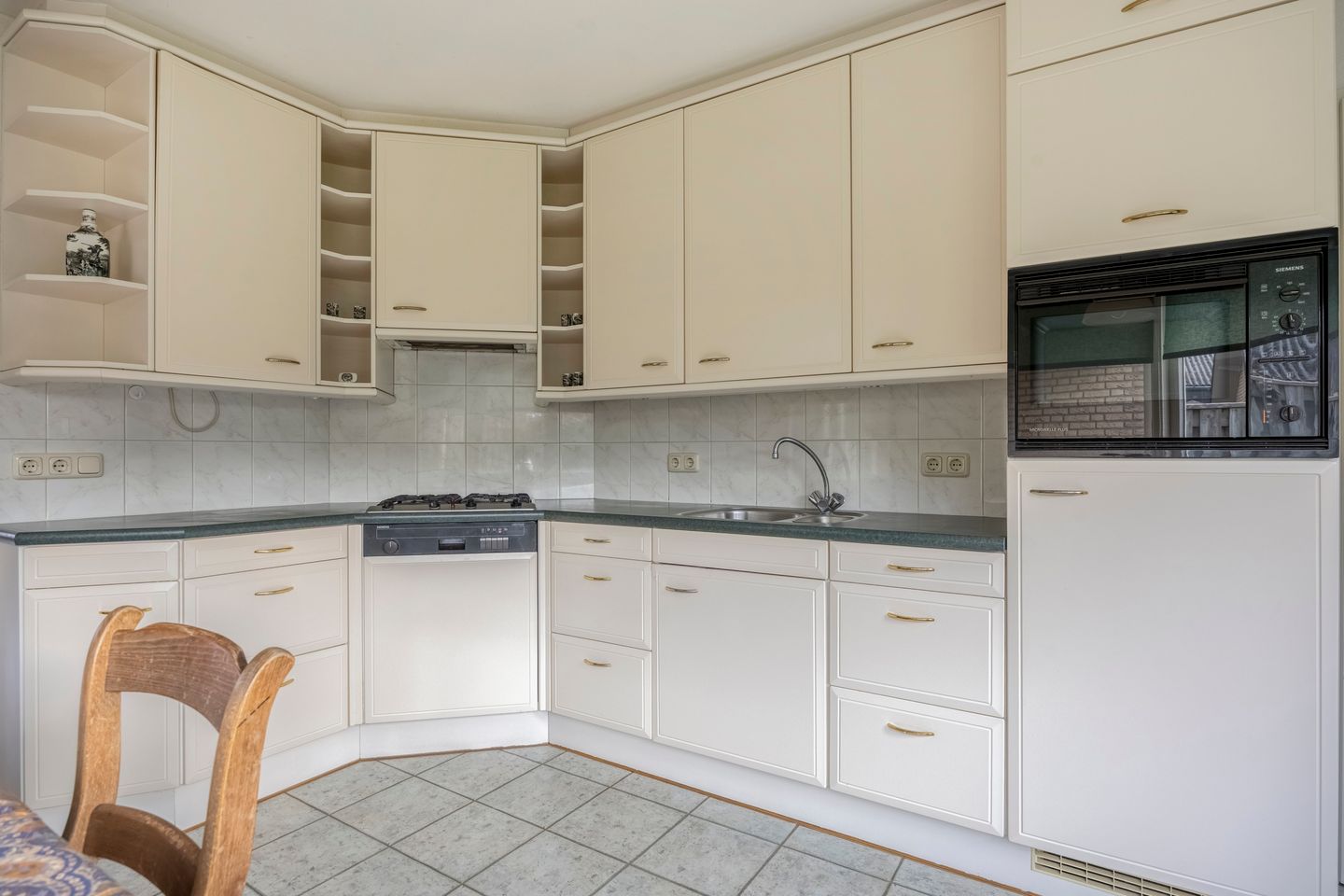 Photo 20 of Hendrik Herpstraat 4