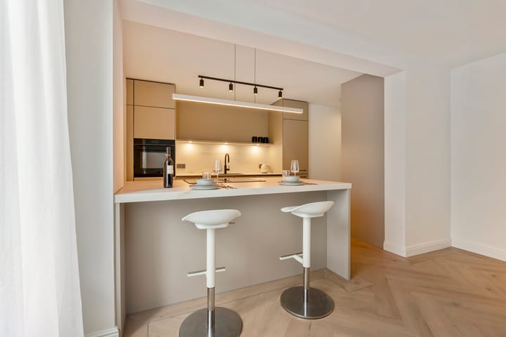 Photo 5 of Stadhouderskade 16-A