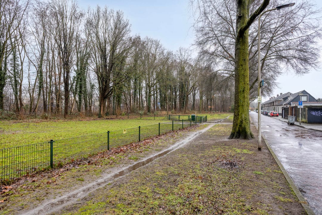 Foto 11 van Bruggertstraat 45