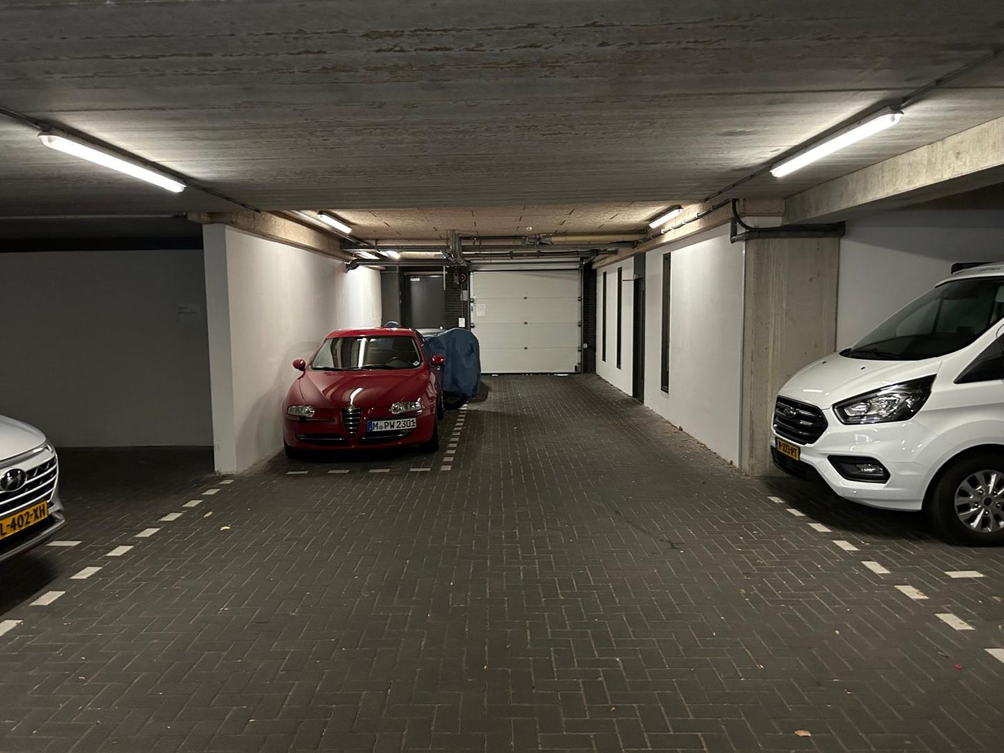 View photo 5 of Weidevogellaan